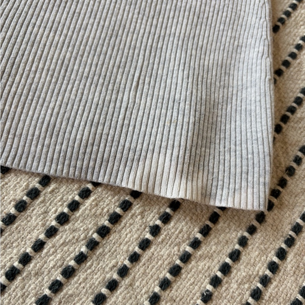 J. McLaughlin V- Neck Ribbed Henley Light Gray - Picture 5 of 7